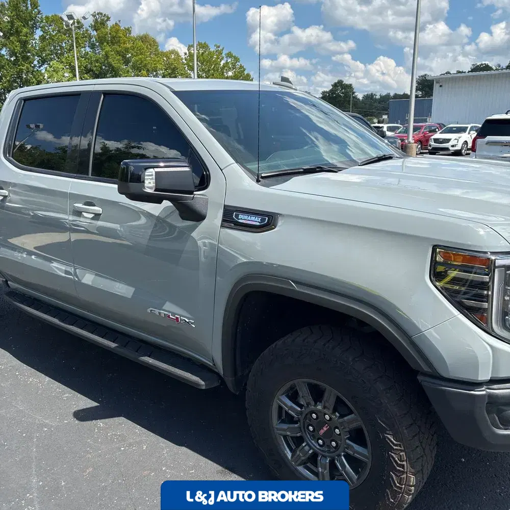 2024 GMC Sierra 1500 AT4X