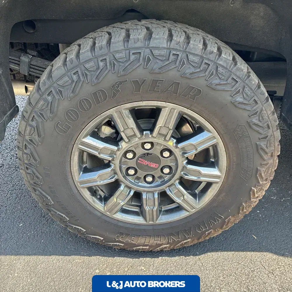 2024 GMC Sierra 1500 AT4X