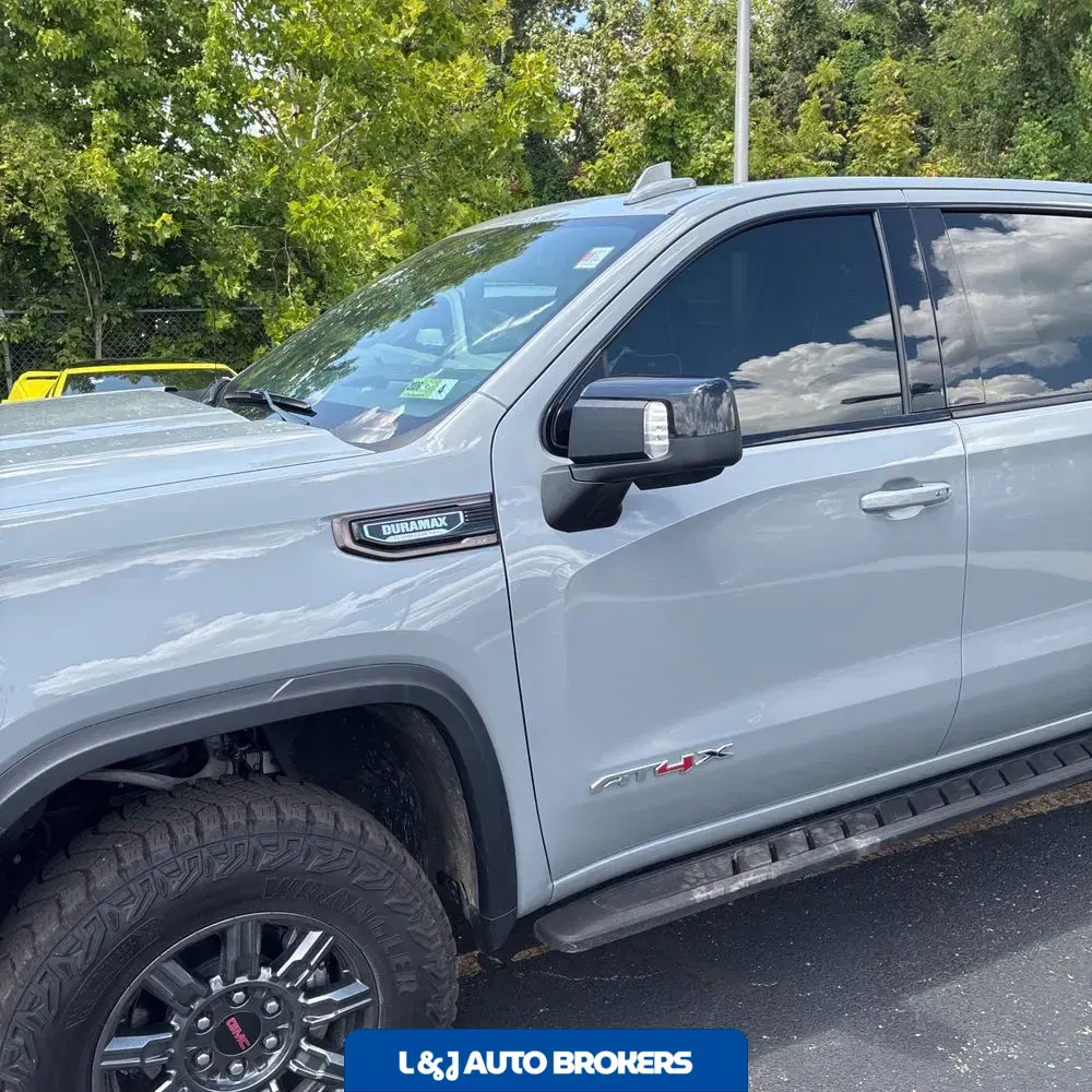 2024 GMC Sierra 1500 AT4X