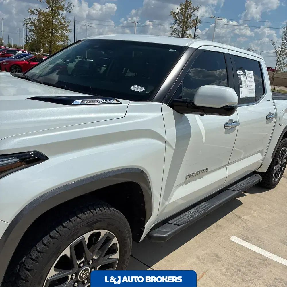 2024 Toyota Tundra Limited HV