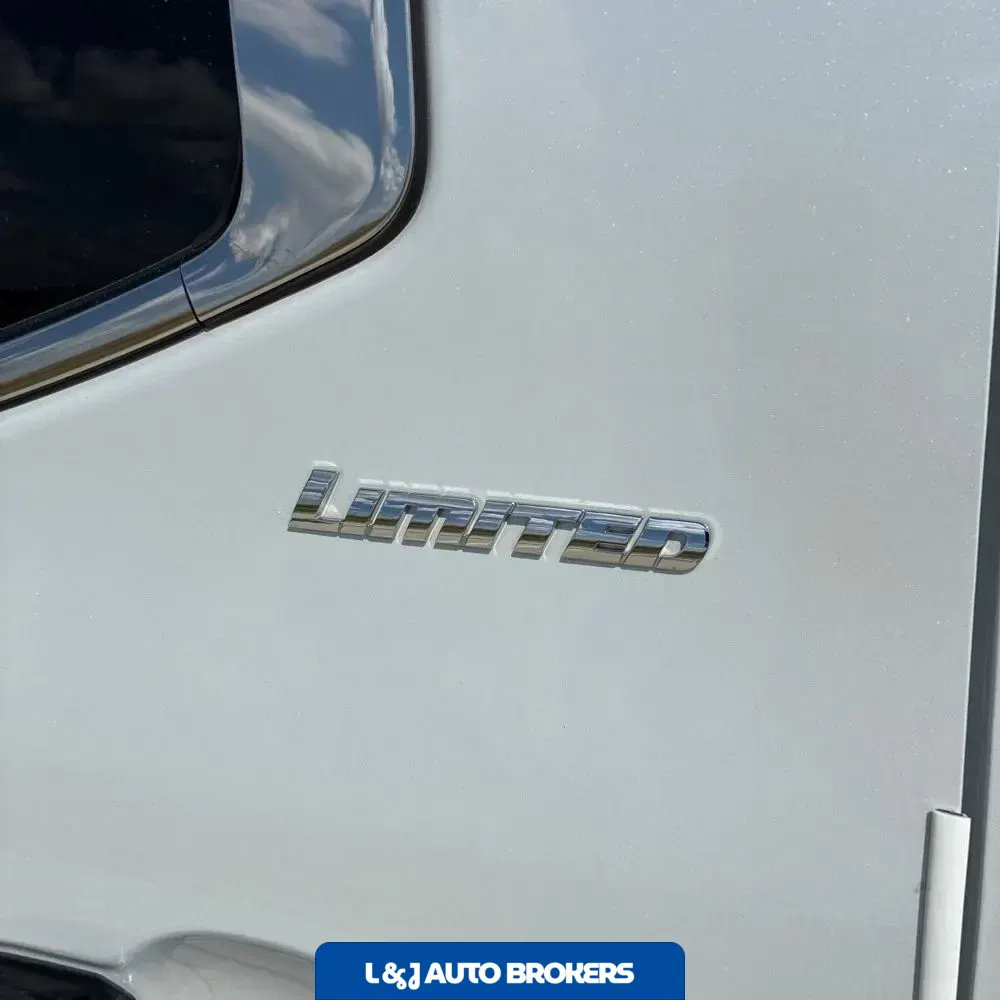 2024 Toyota Tundra Limited HV