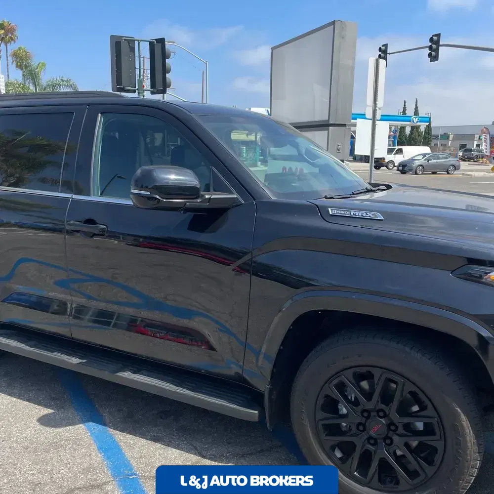 2023 Toyota Sequoia SR5
