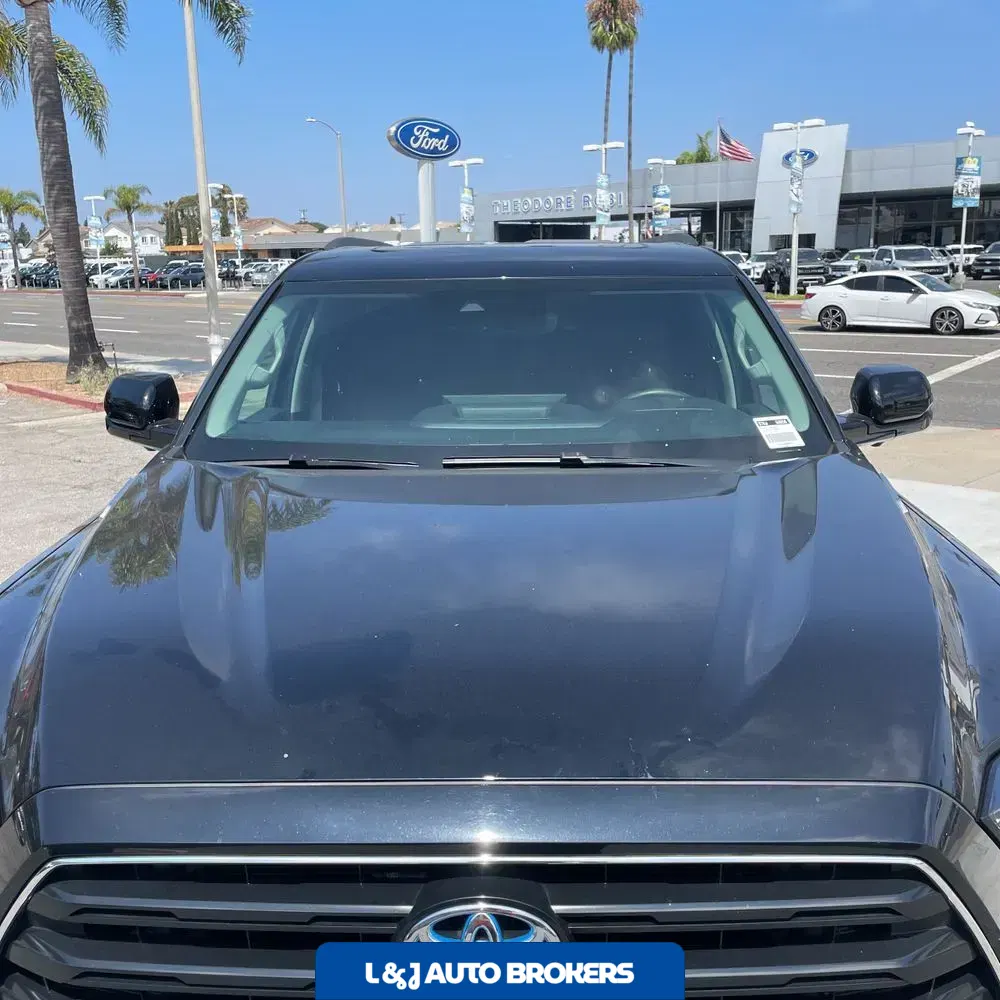 2023 Toyota Sequoia SR5