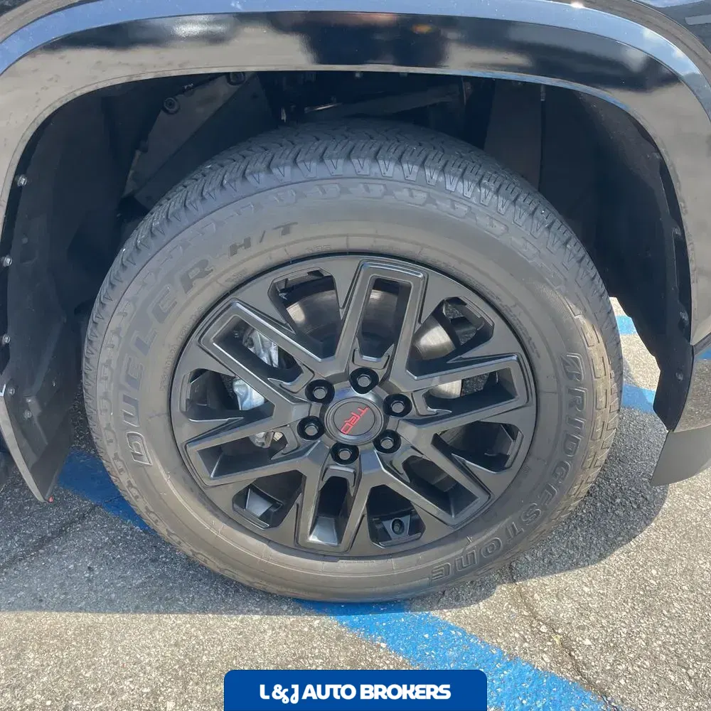 2023 Toyota Sequoia SR5