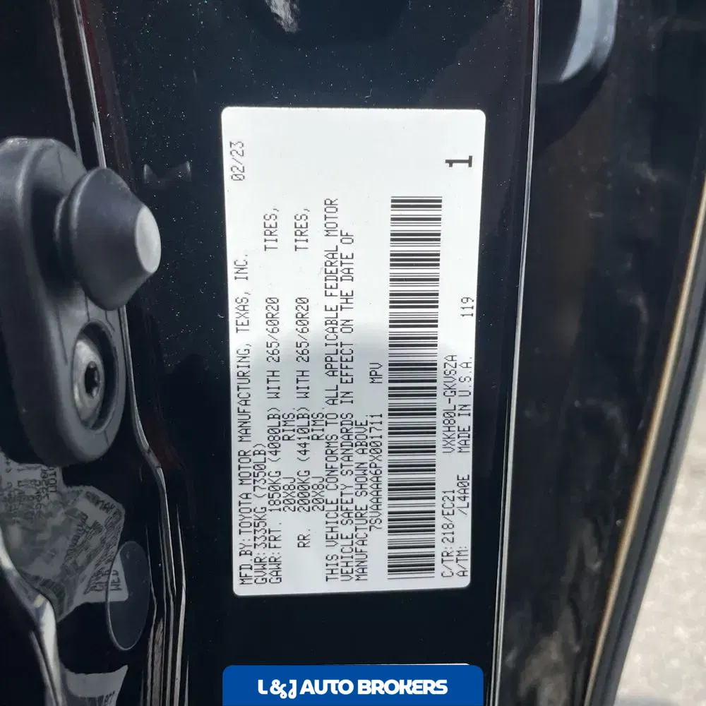 2023 Toyota Sequoia SR5