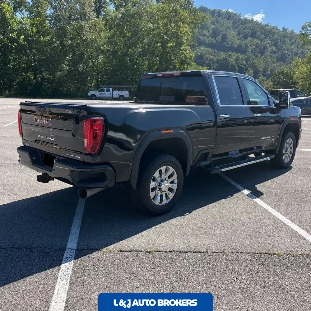 2023 GMC Sierra 2500 Denali