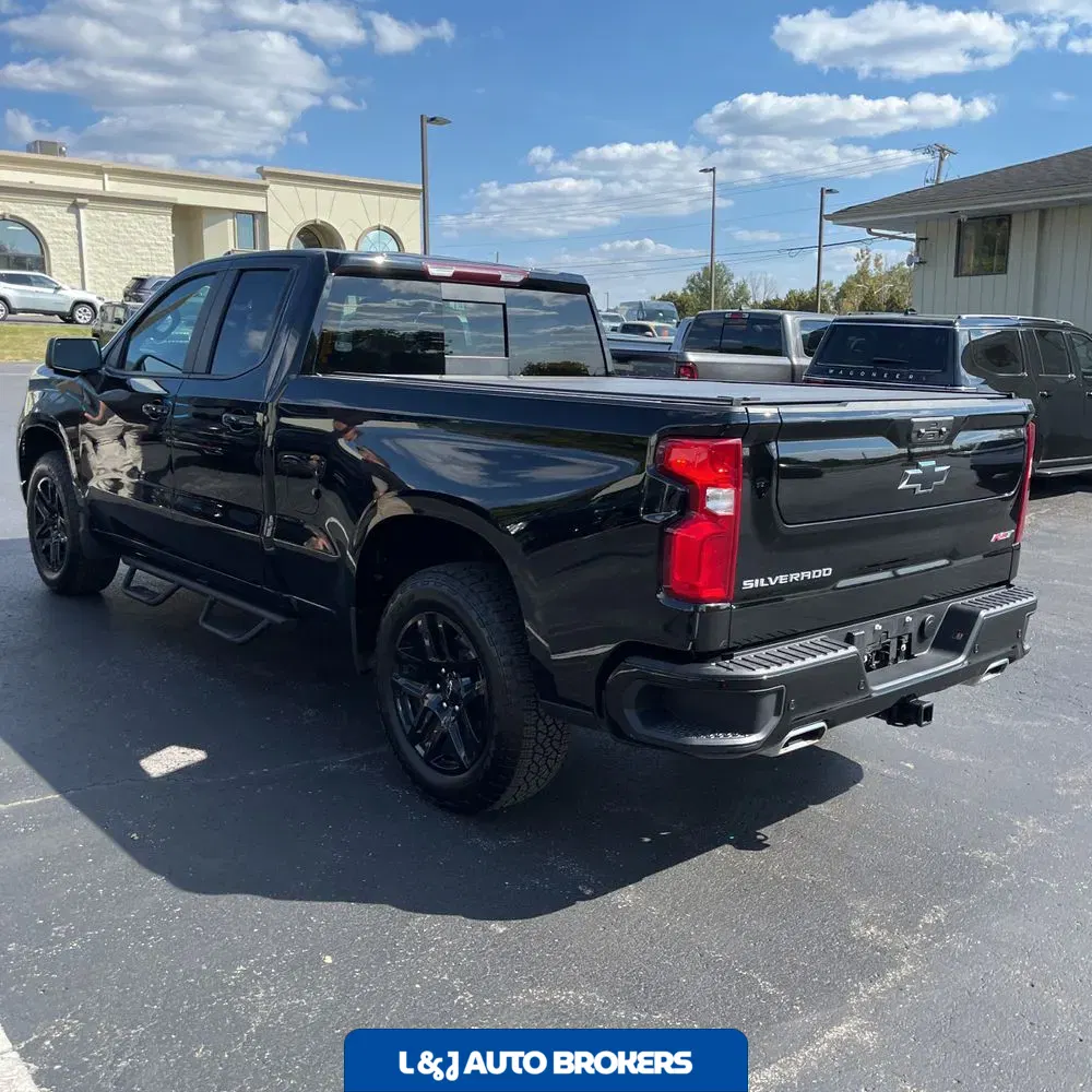 2025 Chevrolet Silverado 1500 RST