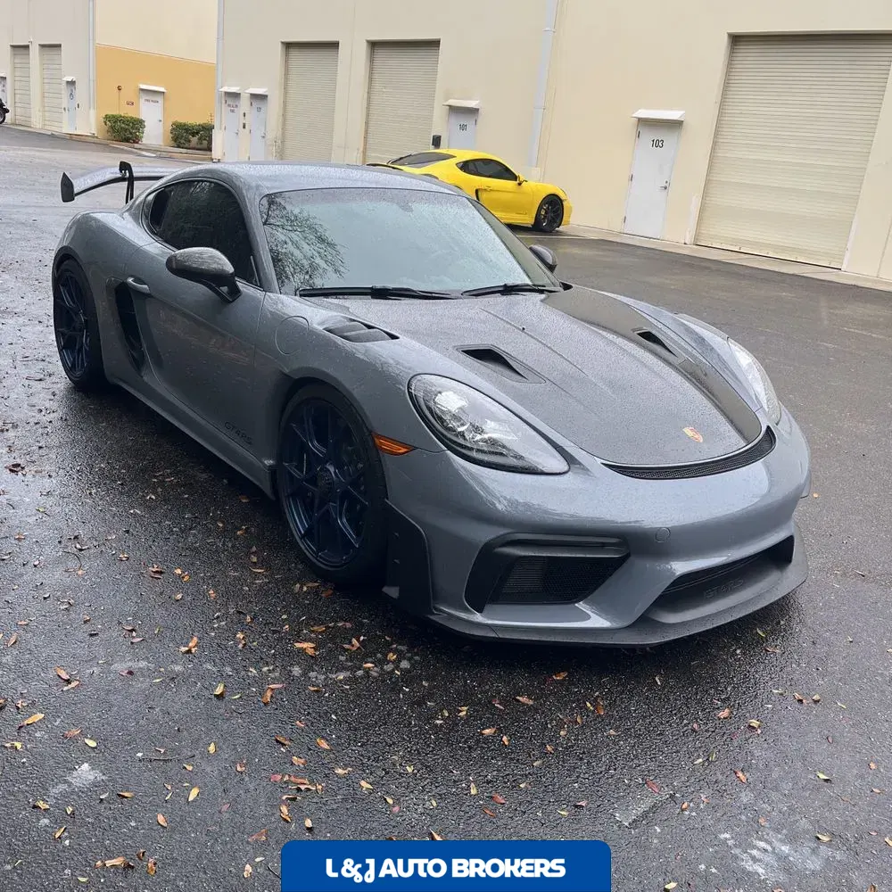 2023 Porsche 718 Cayman GT4 RS