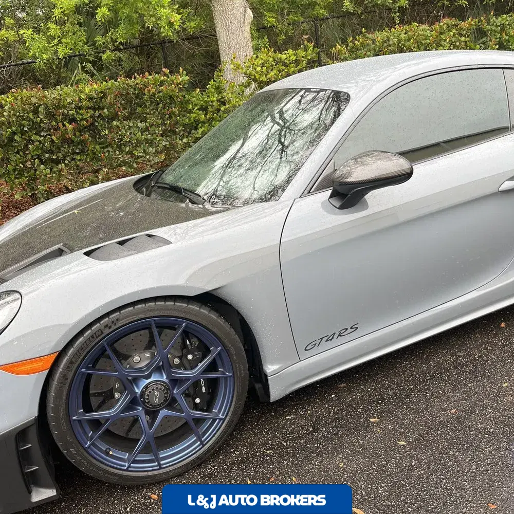 2023 Porsche 718 Cayman GT4 RS