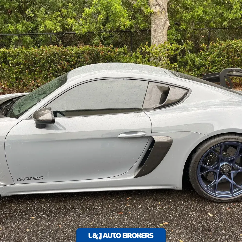 2023 Porsche 718 Cayman GT4 RS
