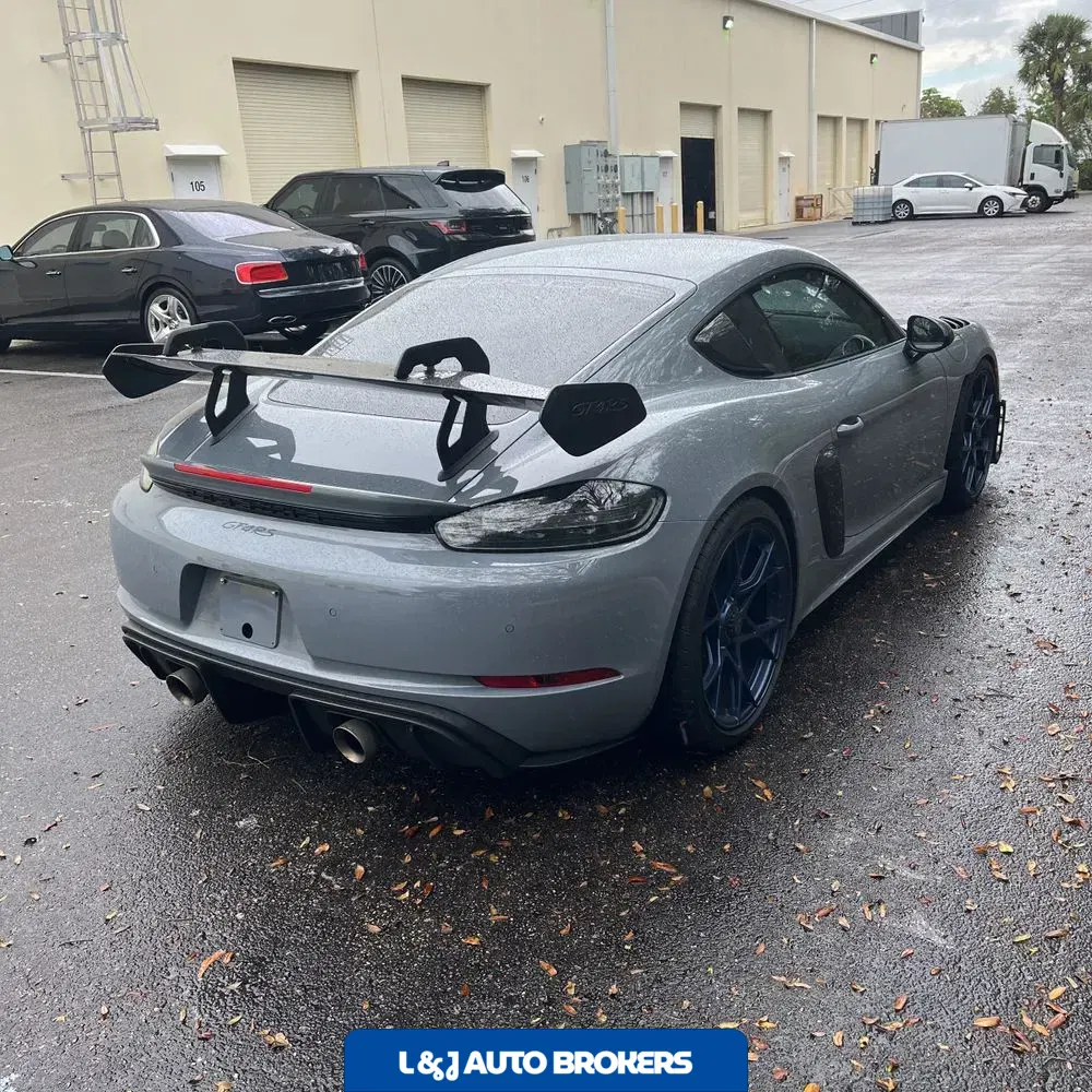 2023 Porsche 718 Cayman GT4 RS