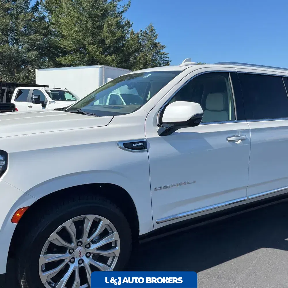 2022 GMC Yukon XL Denali