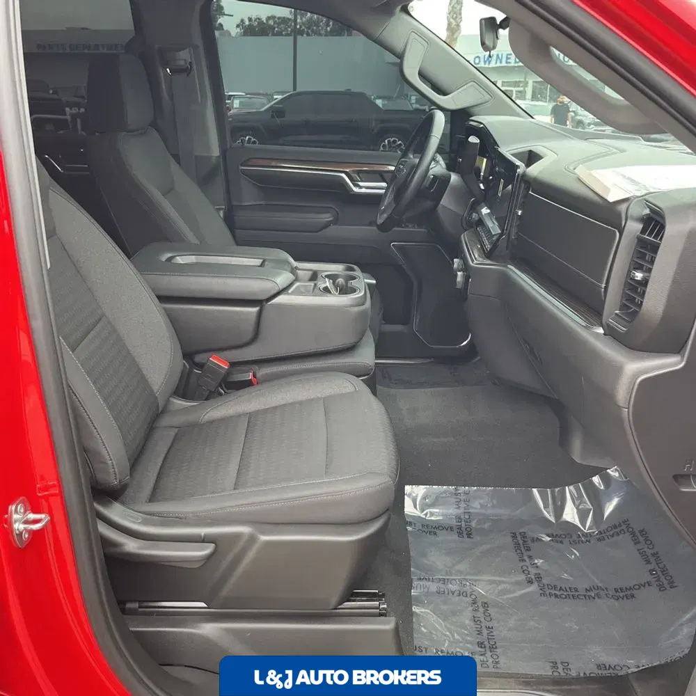 2023 Chevrolet Silverado 1500 LT Trail Boss