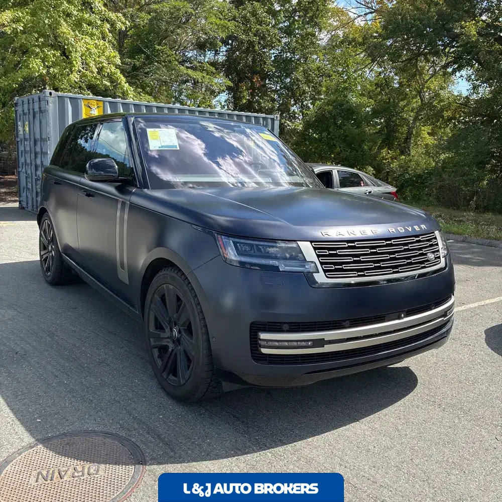 2023 Land Rover Range Rover P530 SE