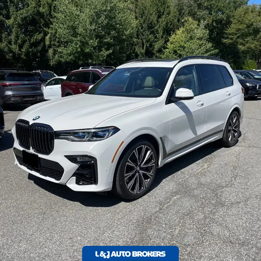 2021 BMW X7 M50i