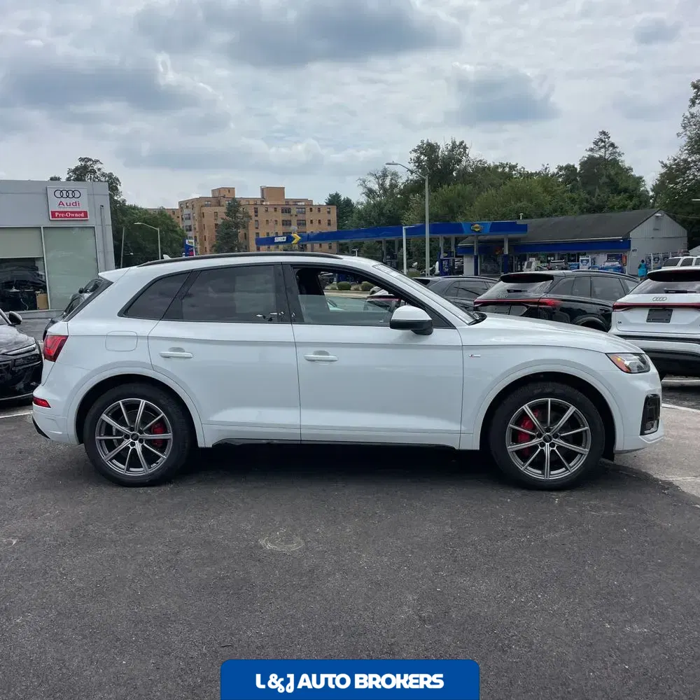 2024 Audi Q5 S-Line Prem+ 55 PHEV