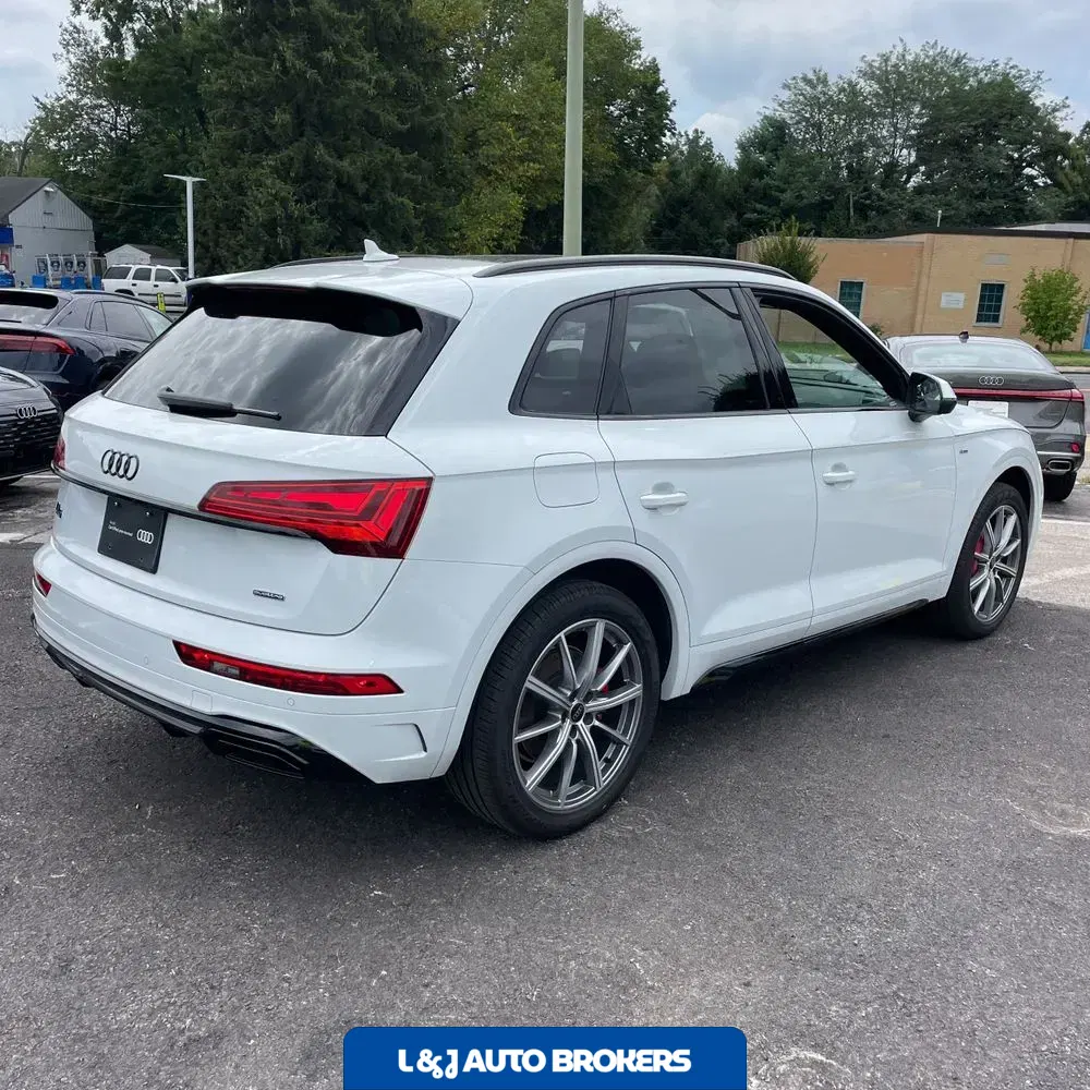 2024 Audi Q5 S-Line Prem+ 55 PHEV