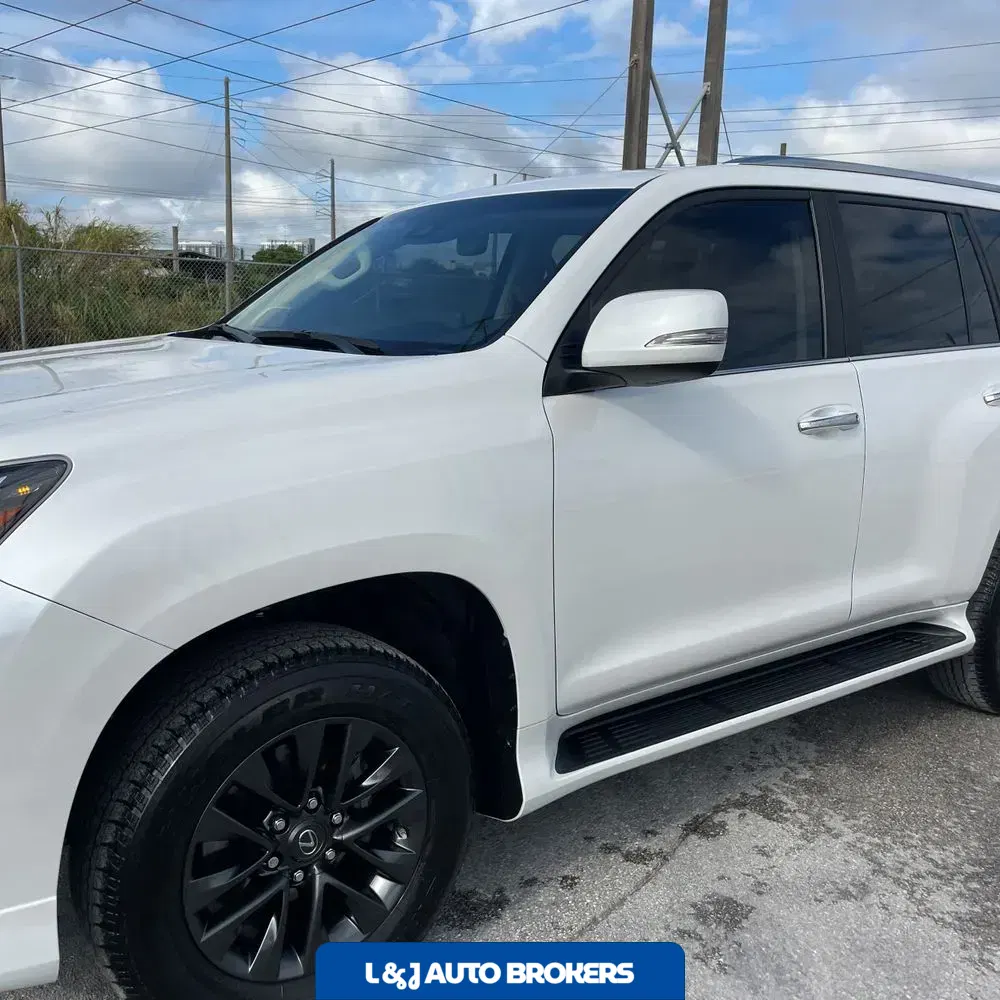 2023 Lexus GX 460 Base