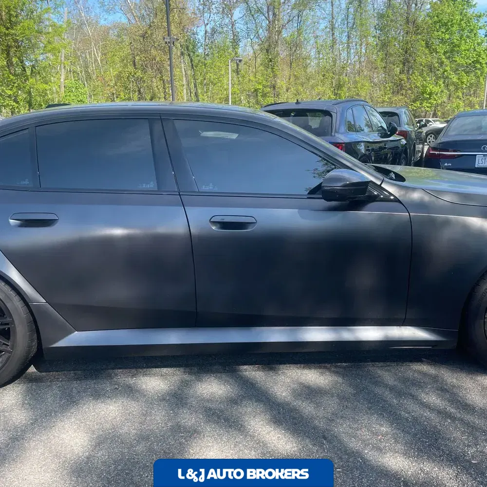 2025 BMW M5 Base
