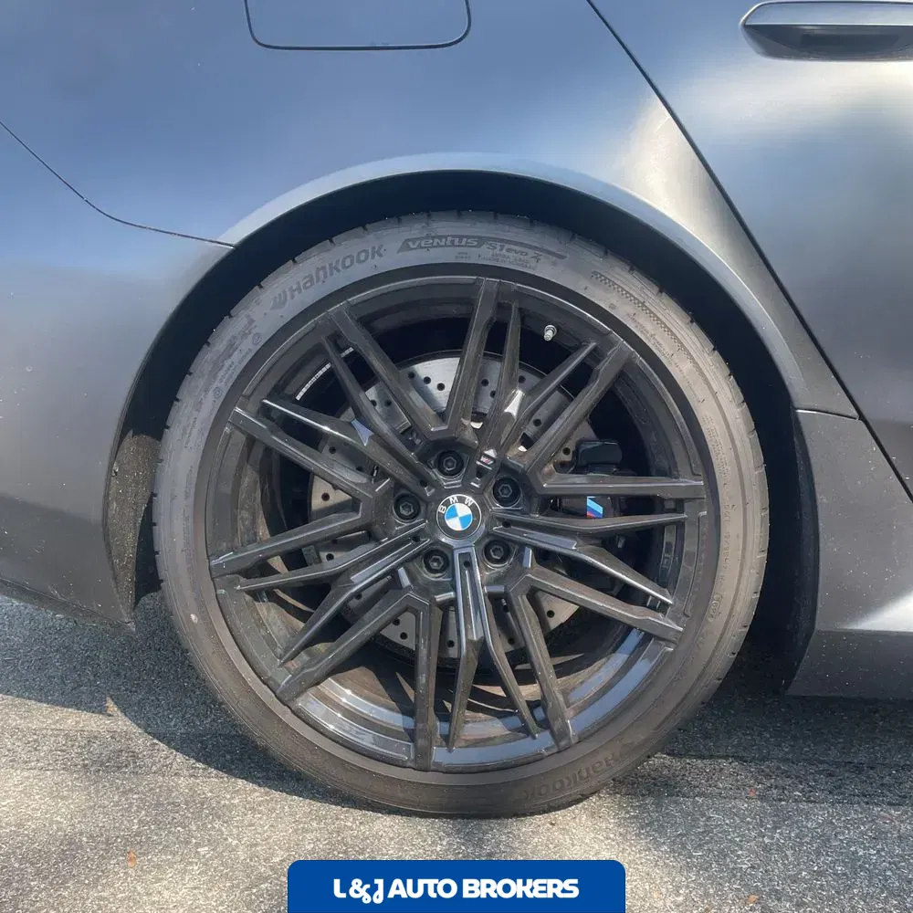 2025 BMW M5 Base