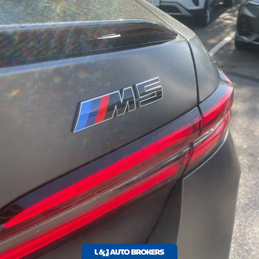 2025 BMW M5 Base