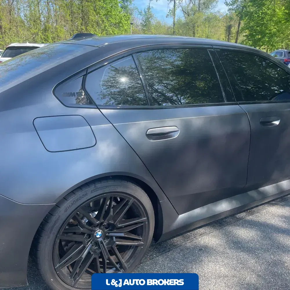 2025 BMW M5 Base