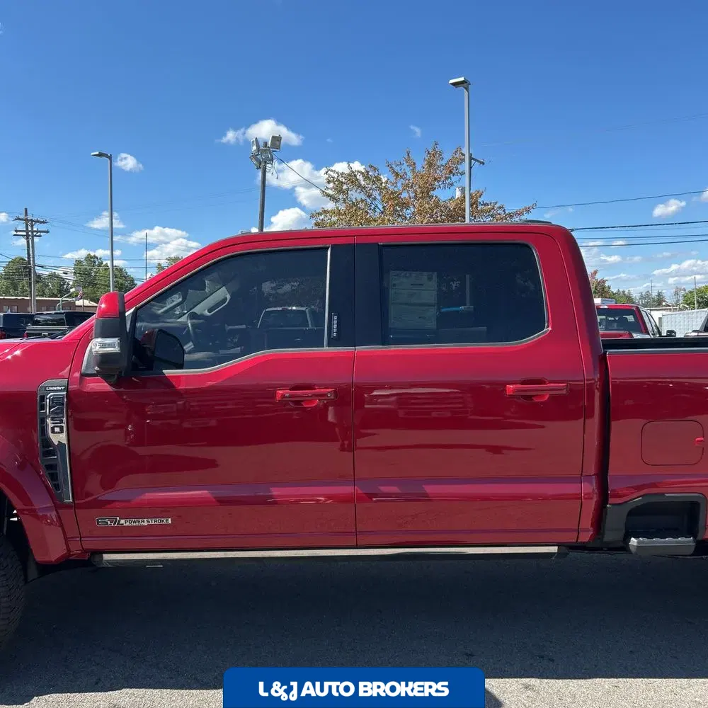 2023 Ford F-450 Super Duty Lariat