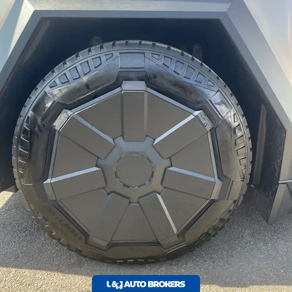 2024 Tesla Cybertruck CyberBeast