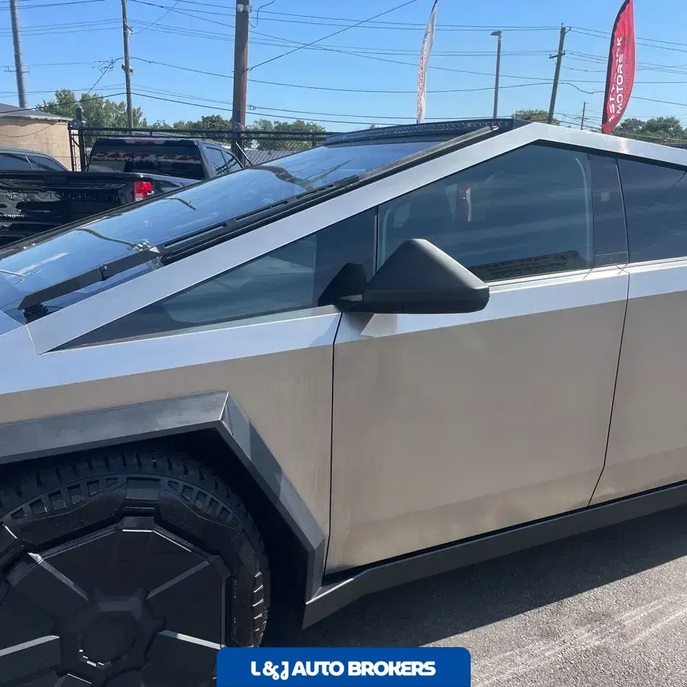 2024 Tesla Cybertruck CyberBeast