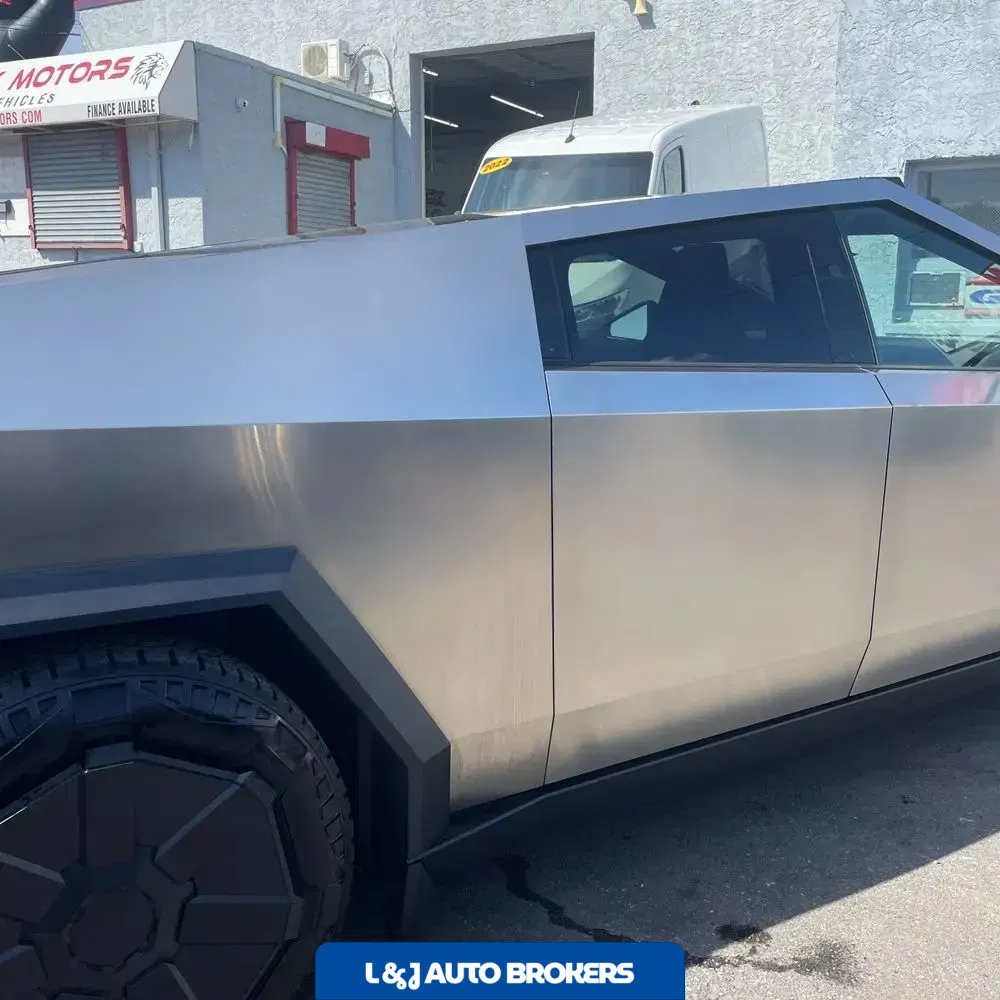 2024 Tesla Cybertruck CyberBeast