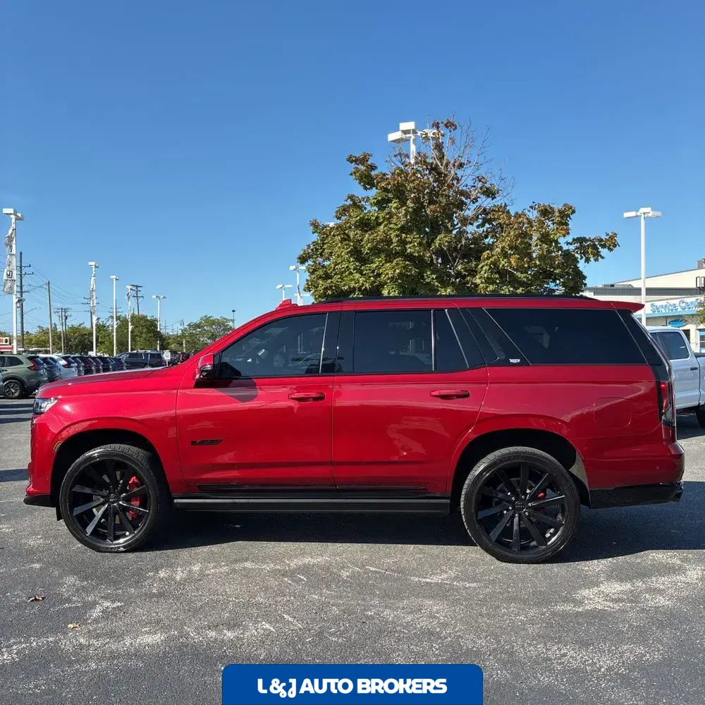2023 Cadillac Escalade-V Base