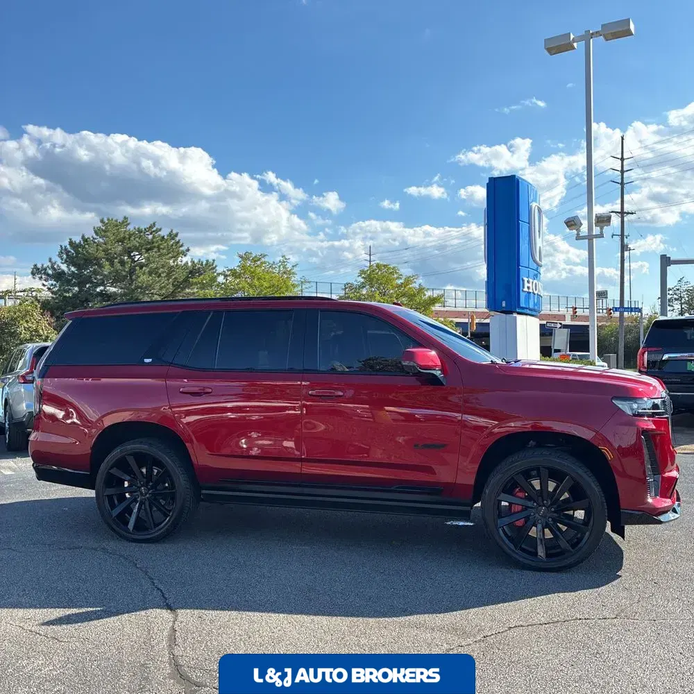 2023 Cadillac Escalade-V Base