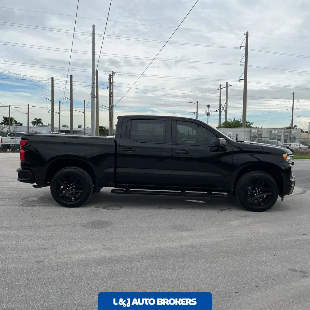 2023 Chevrolet Silverado 1500 RST