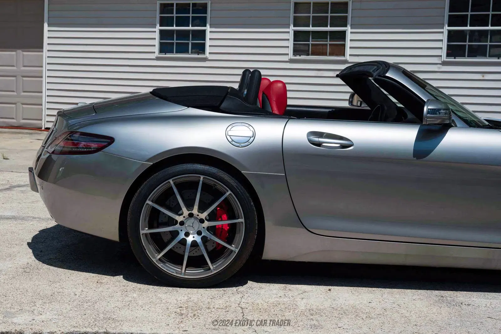 2012 Mercedes-Benz SLS AMG AMG Roadster