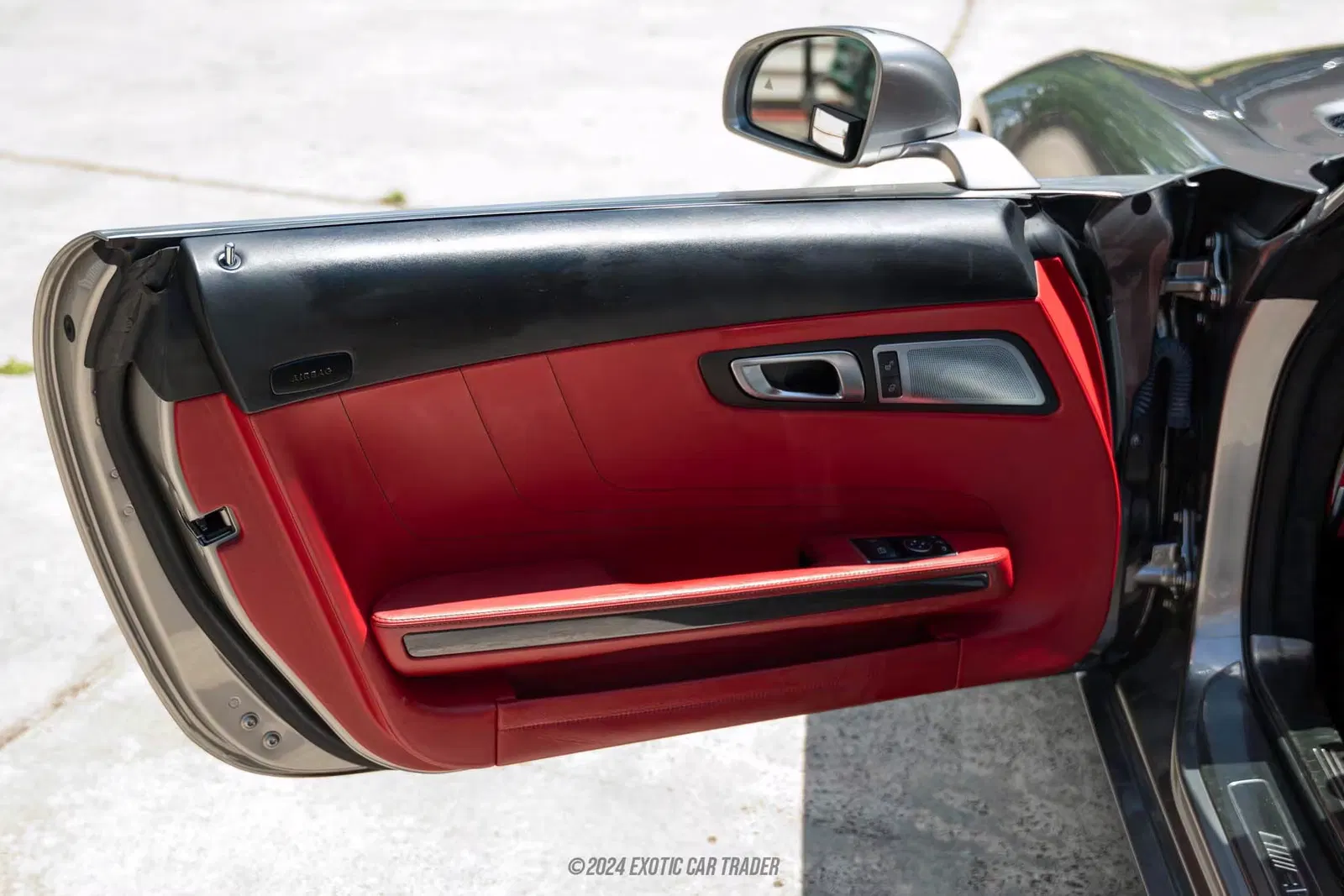 2012 Mercedes-Benz SLS AMG AMG Roadster