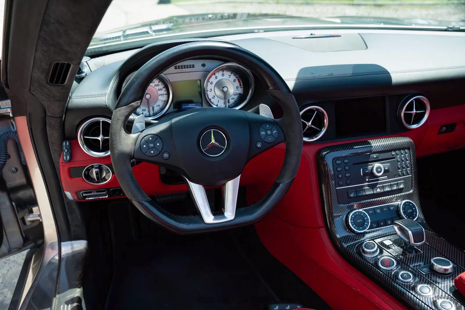 2012 Mercedes-Benz SLS AMG AMG Roadster