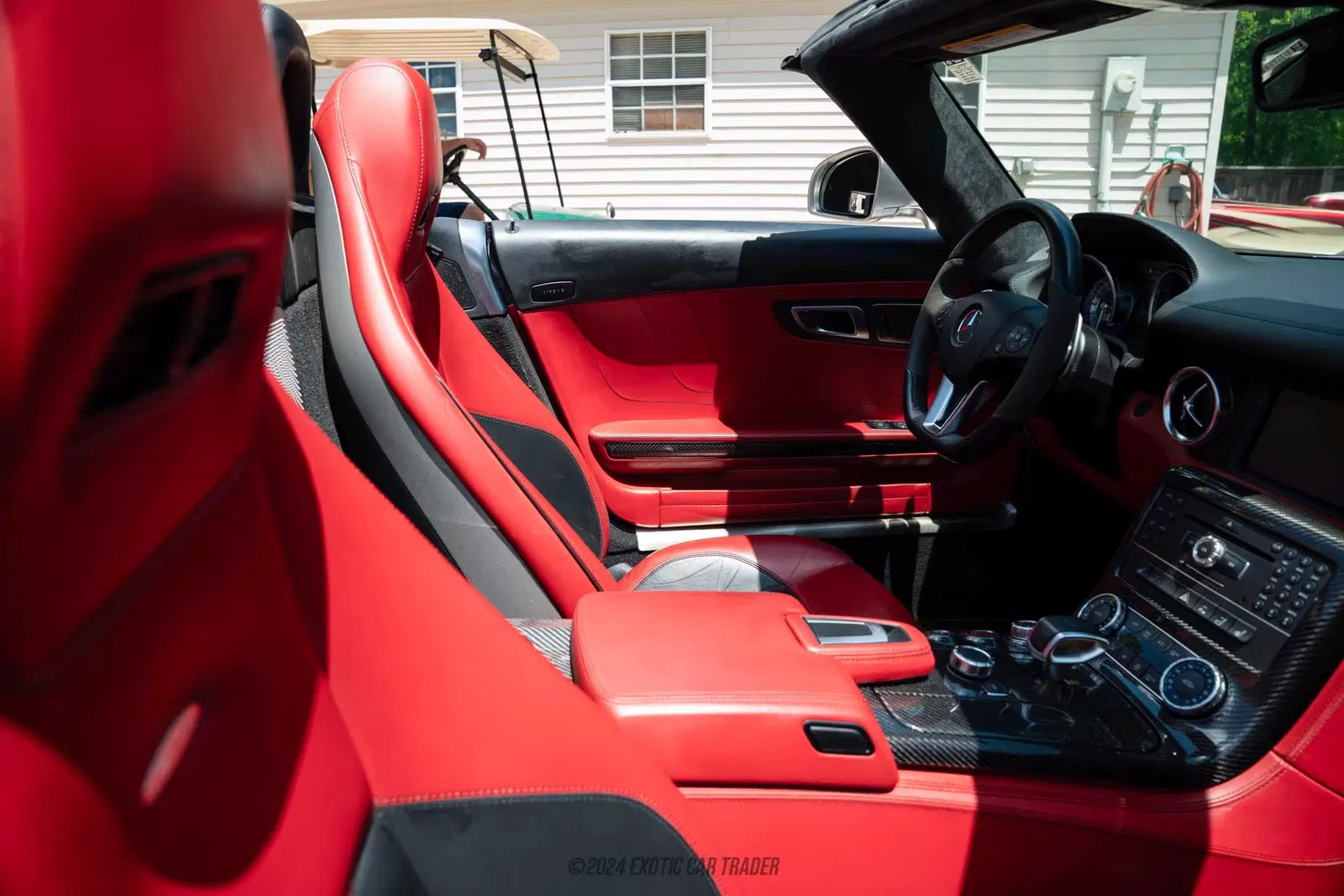 2012 Mercedes-Benz SLS AMG AMG Roadster