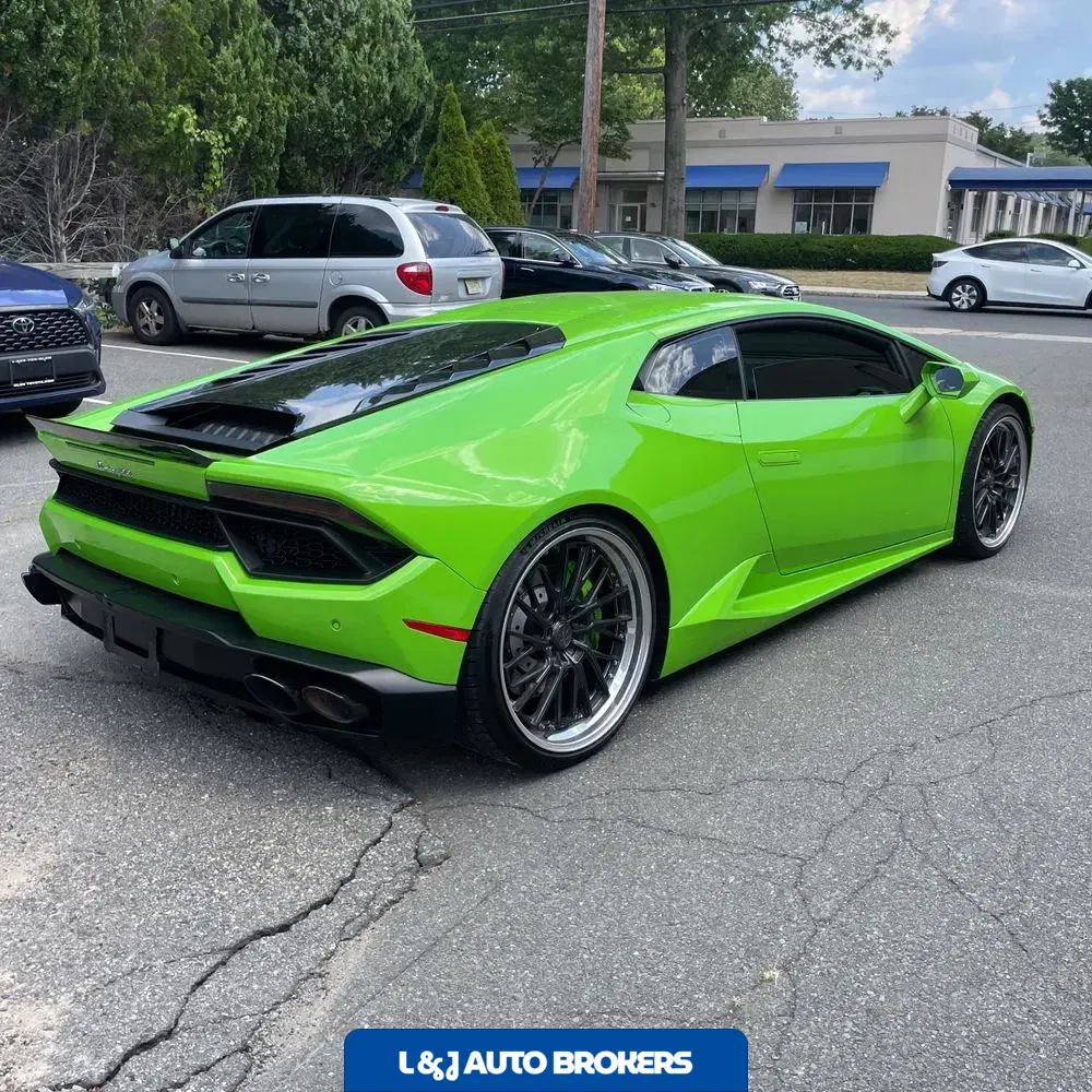 2016 Lamborghini Huracan LP 580-2