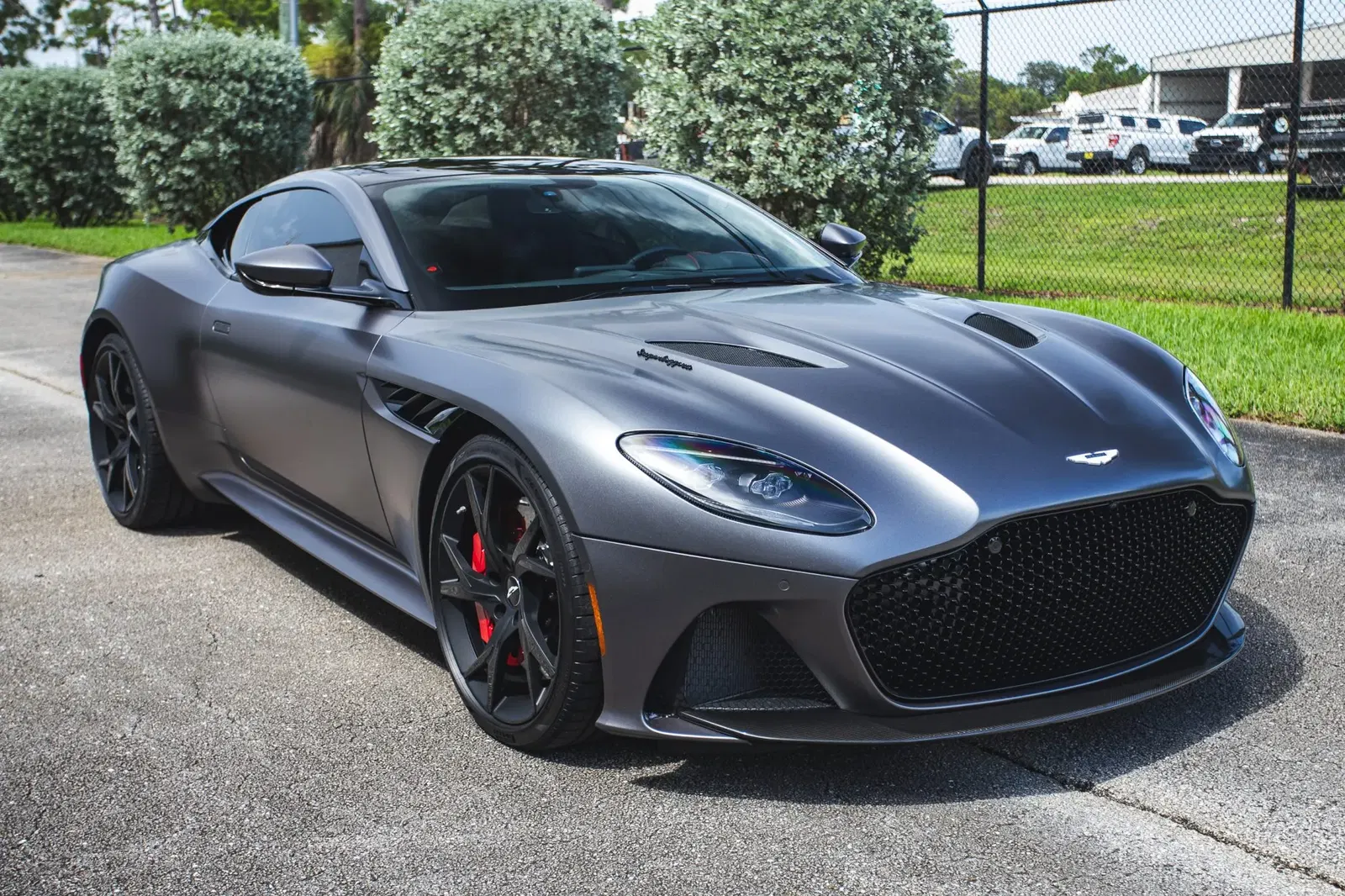 2019 Aston Martin DBS Superleggera Coupe