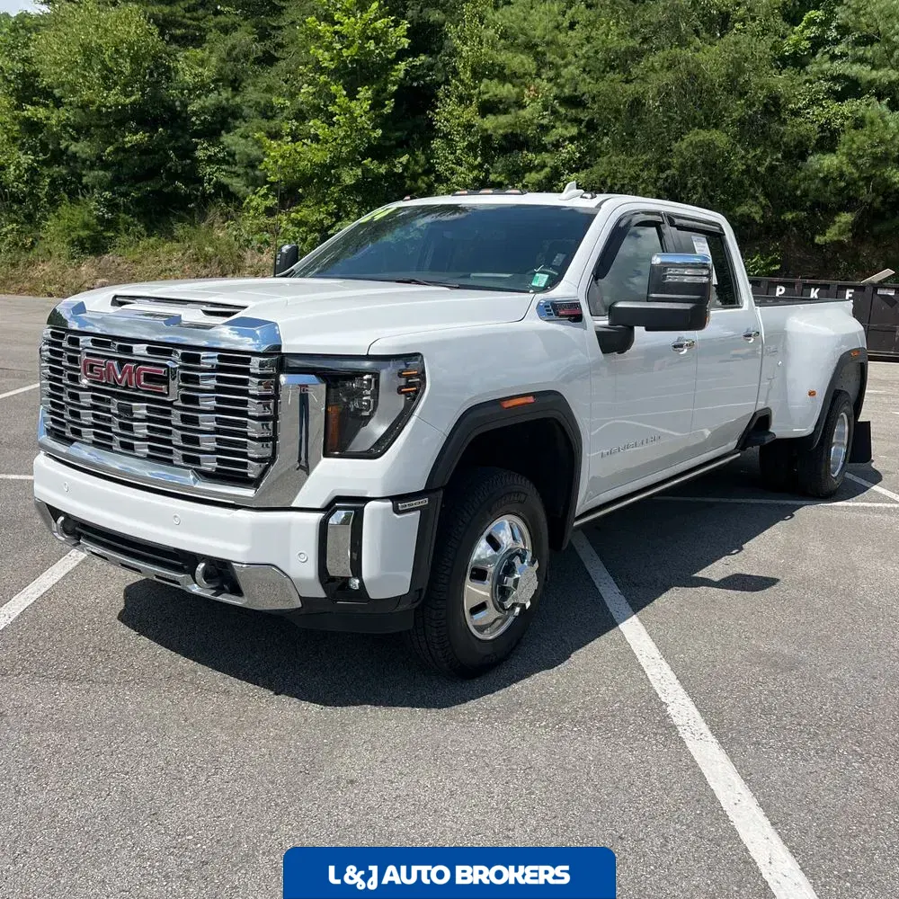 2024 GMC Sierra 3500 Denali