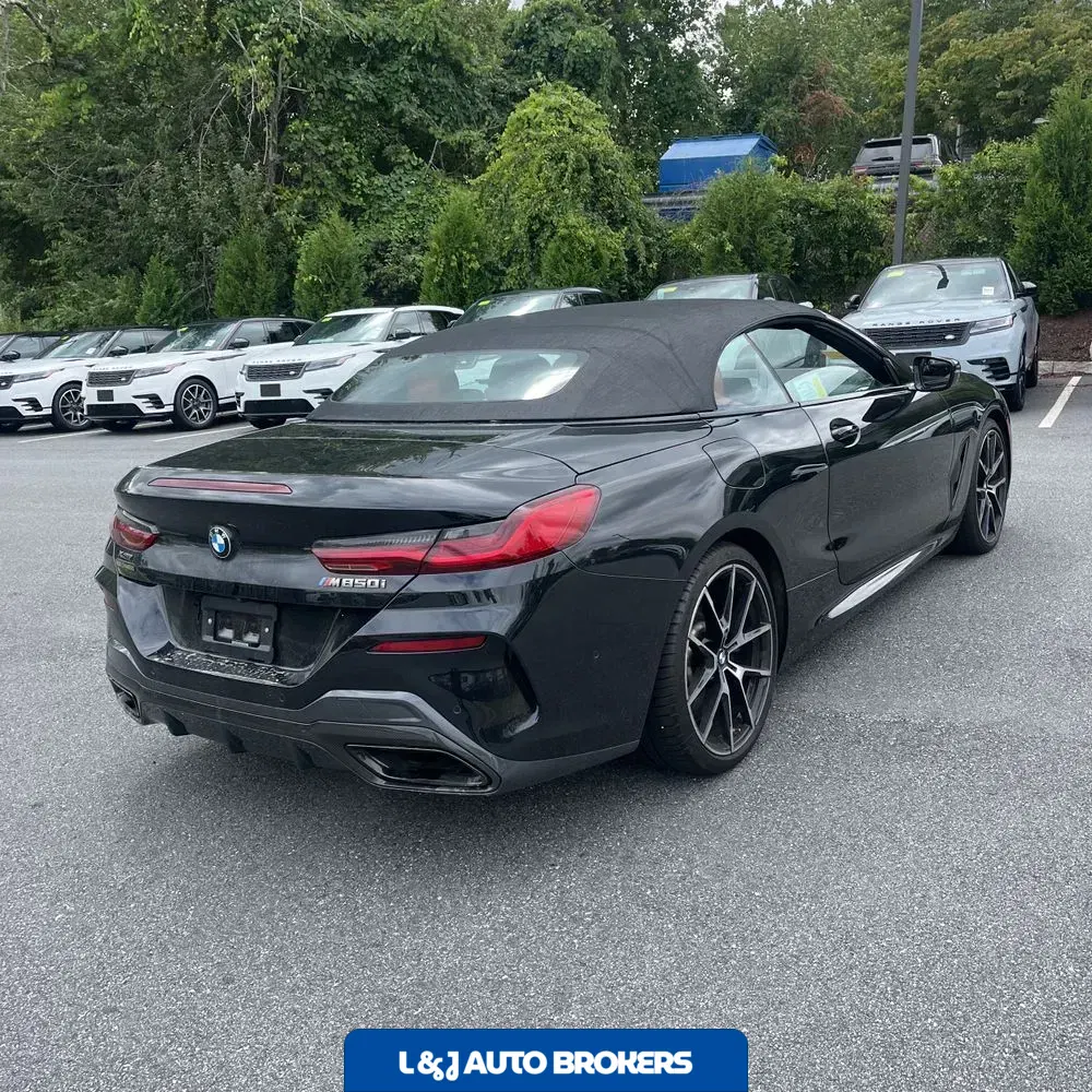 2022 BMW 8-Series M850xi