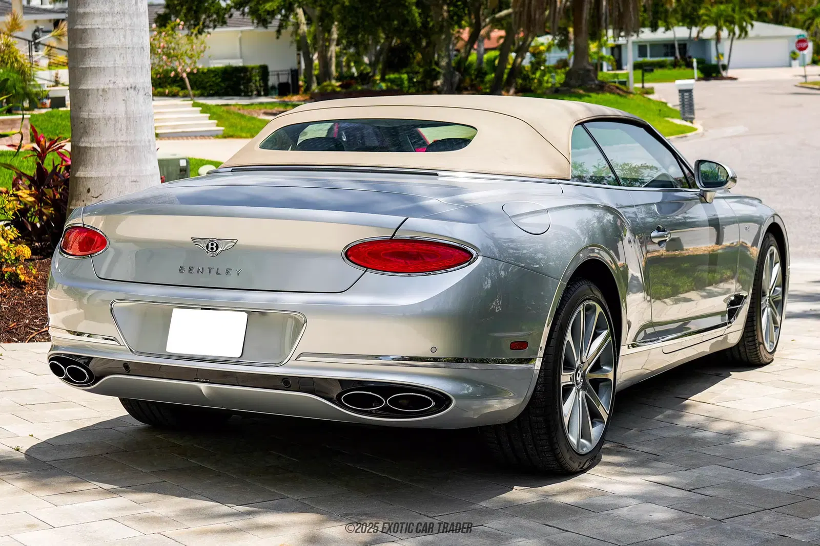 2022 Bentley Continental GTC V8