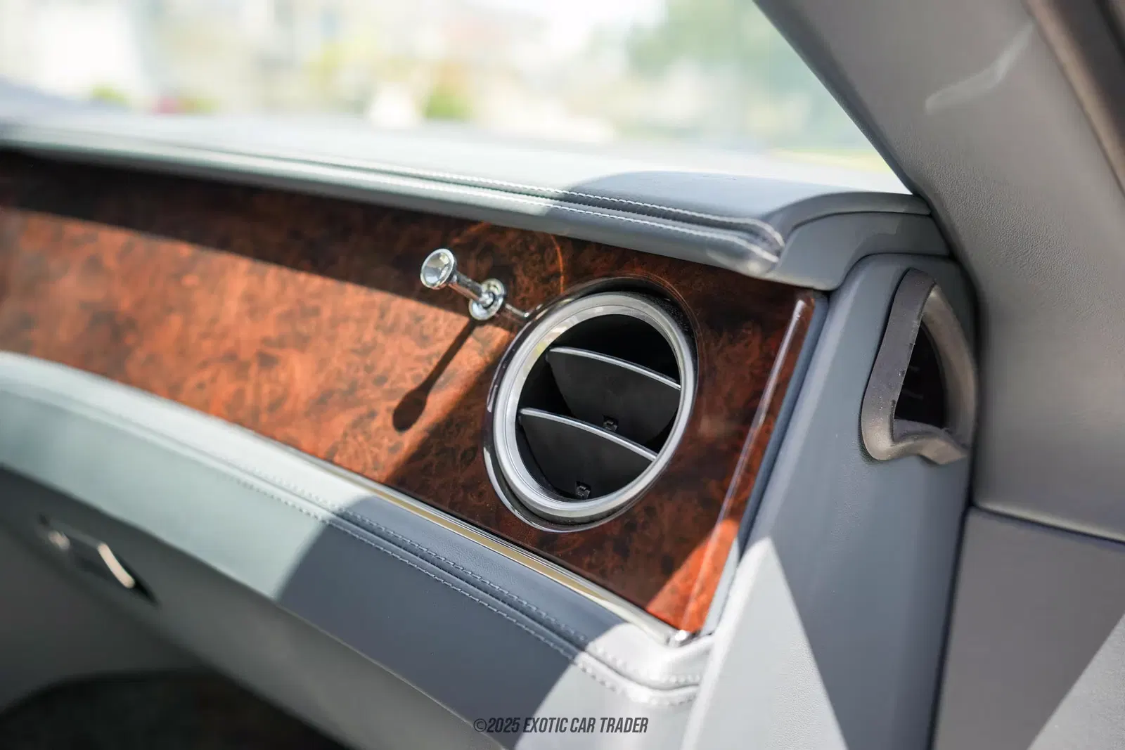 2022 Bentley Continental GTC V8