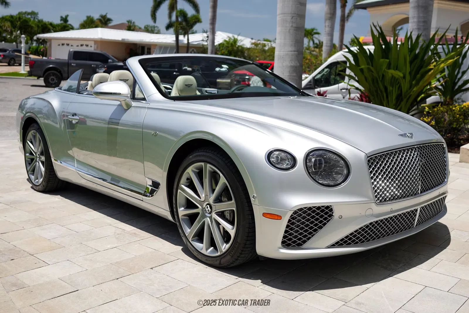 2022 Bentley Continental GTC V8