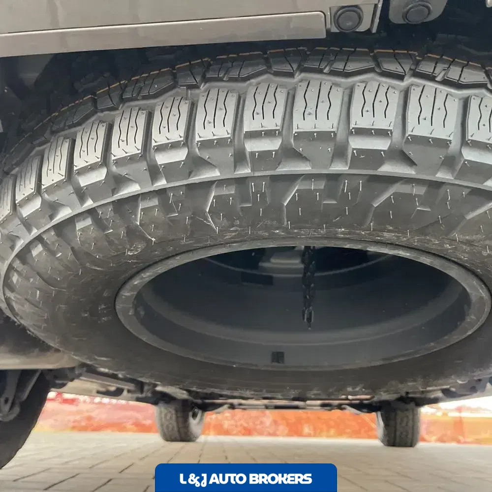 2025 Lexus LX 700h Overtrail
