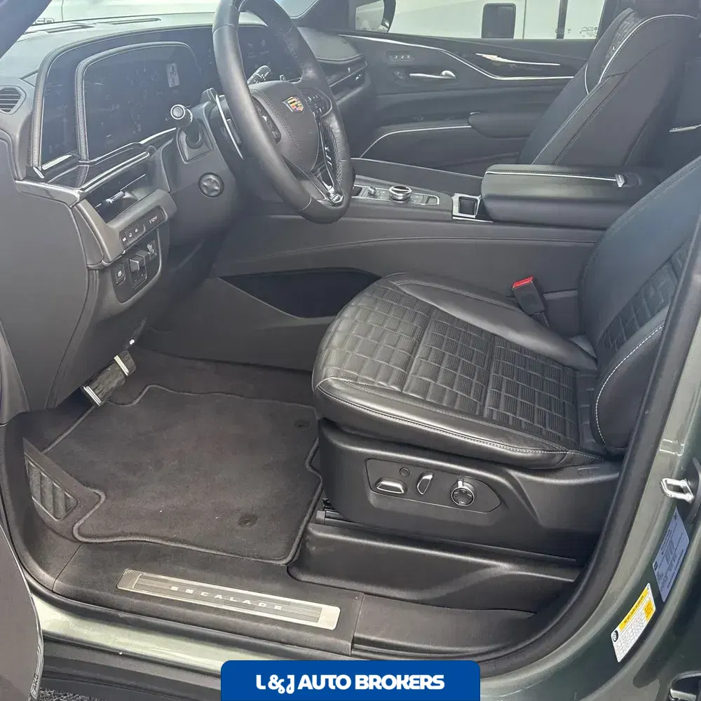 2023 Cadillac Escalade-V Base