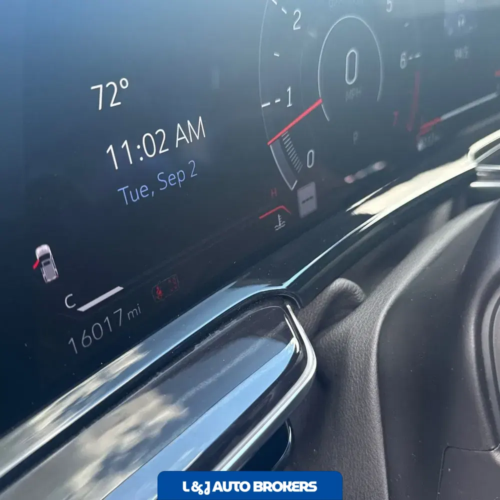 2023 Cadillac Escalade-V Base