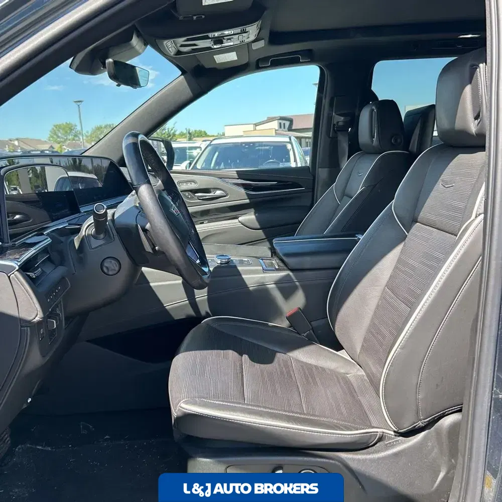 2021 Cadillac Escalade Sport