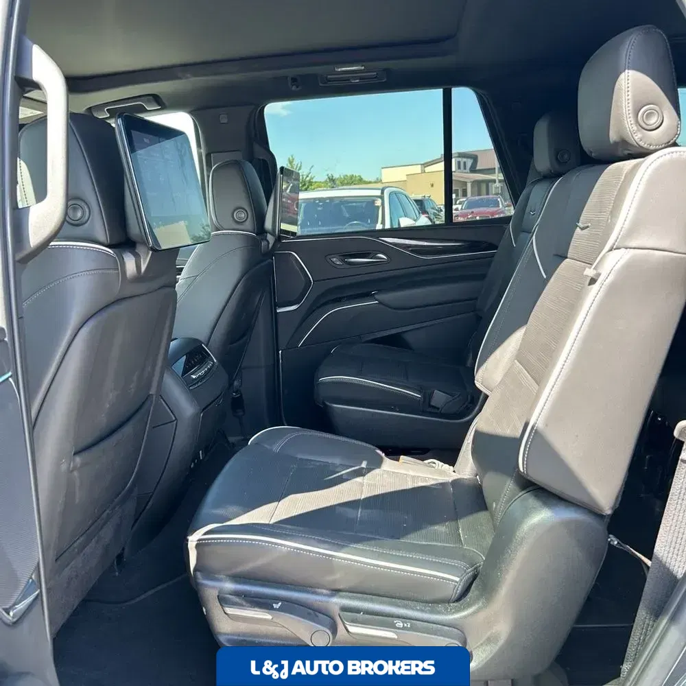2021 Cadillac Escalade Sport