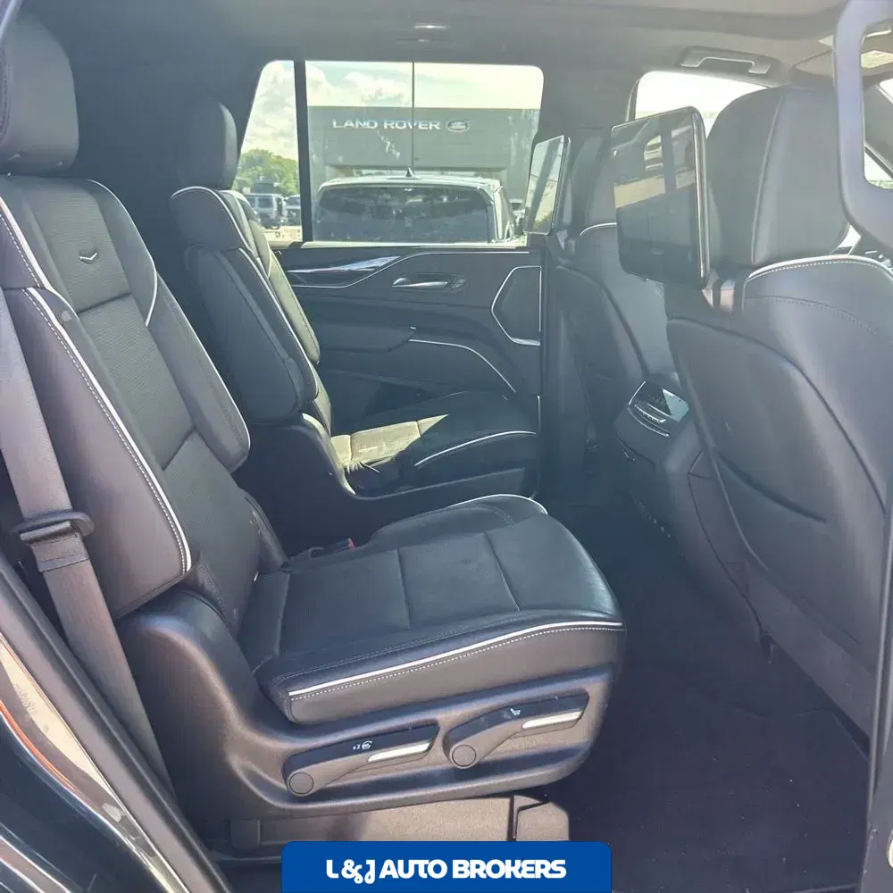 2021 Cadillac Escalade Sport